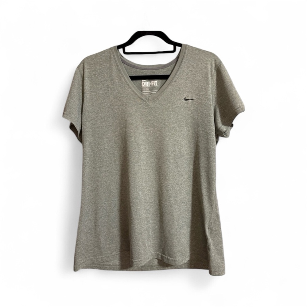 NIKE Women's XL Short Sleeve Gray Dri-Fit